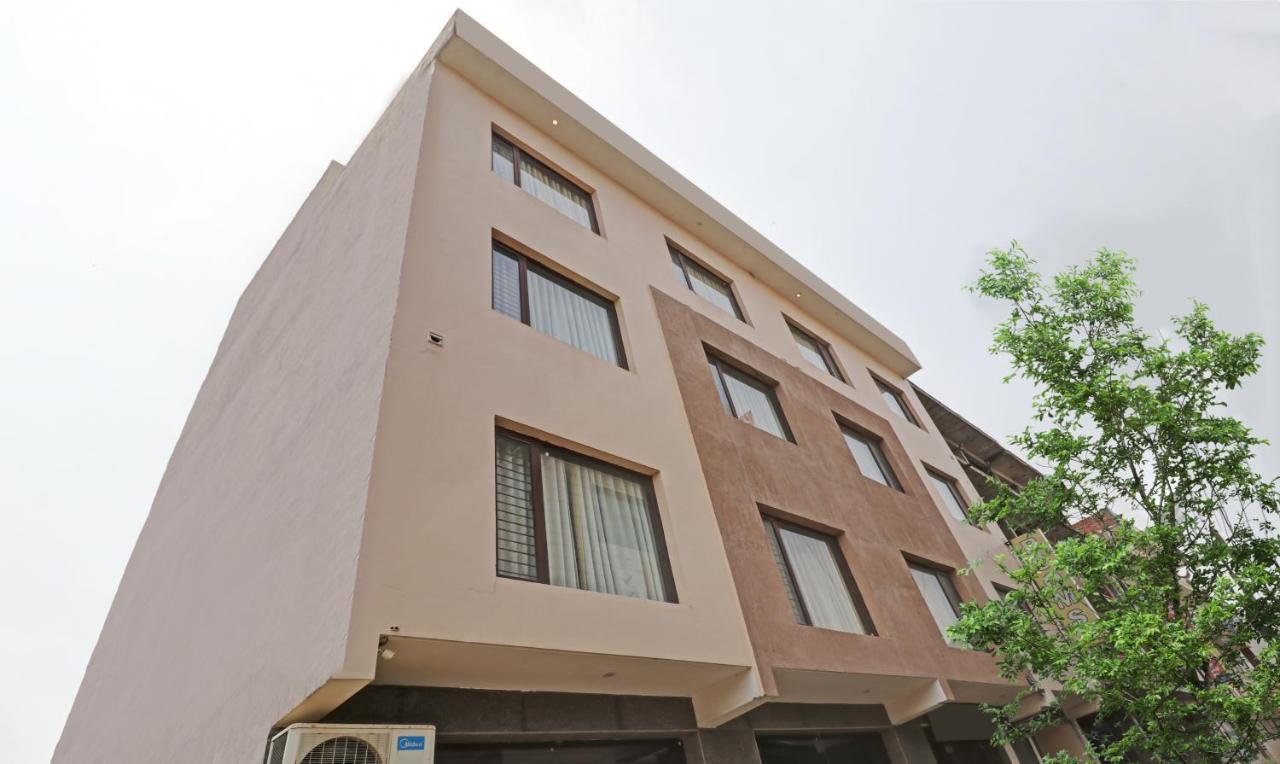 Treebo Magnum Chandigarh Kharar Bagian luar foto